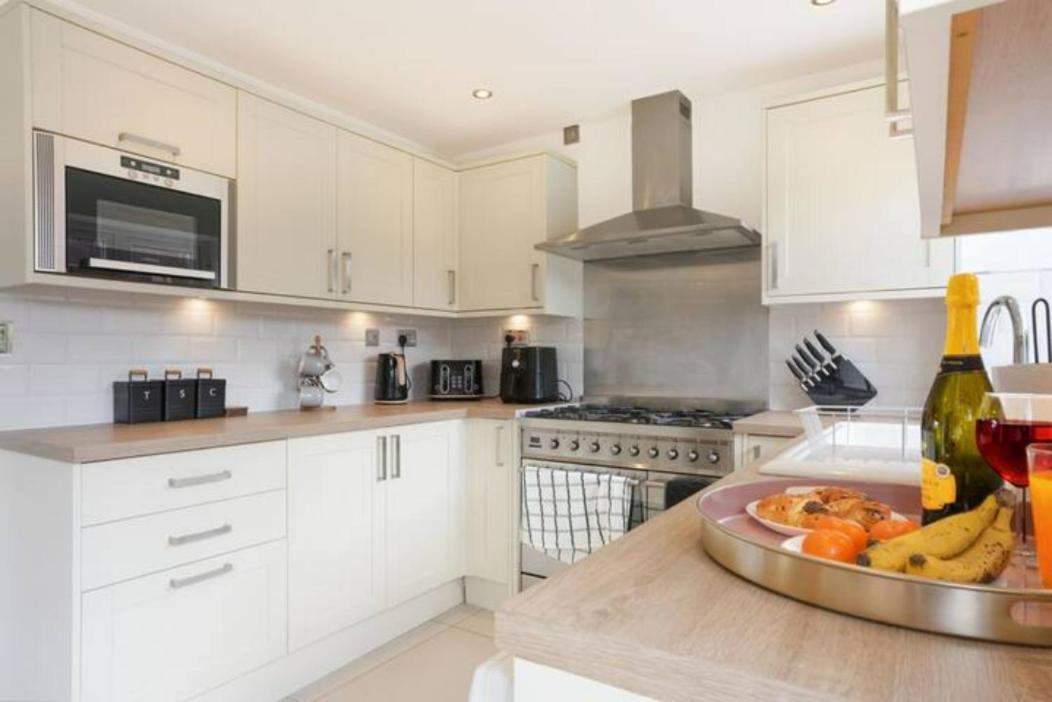 Holiday home Blandford House: Garden Retreat With Smart Amenities *